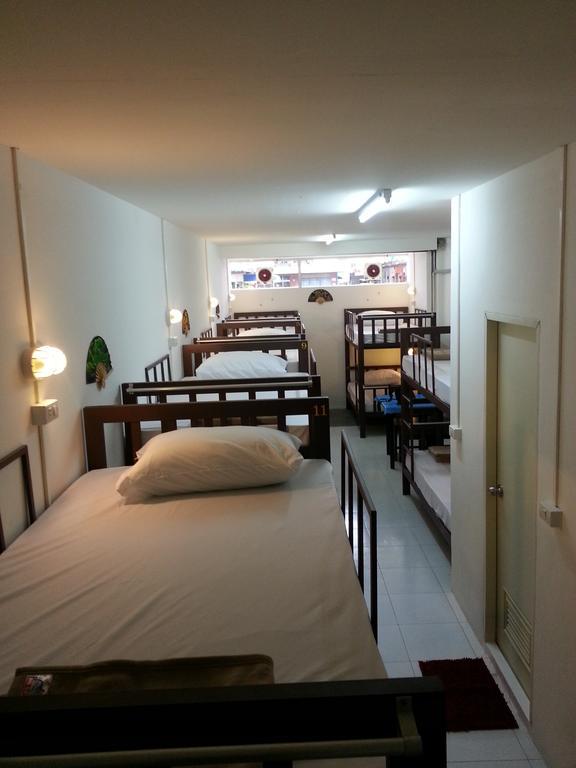 Dreams Guesthouse & Hostel Patong Dış mekan fotoğraf