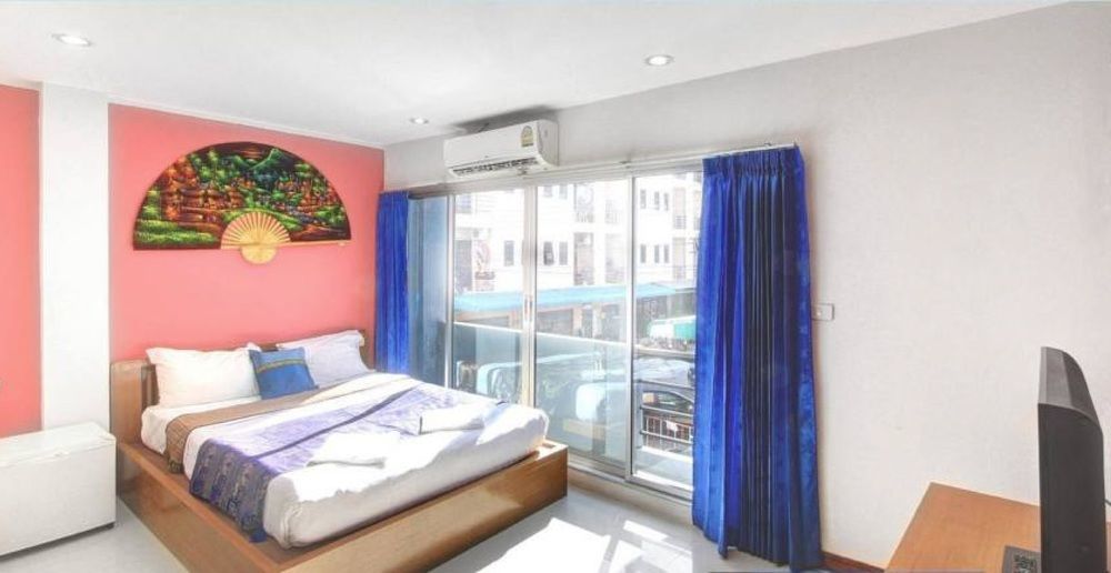 Dreams Guesthouse & Hostel Patong Dış mekan fotoğraf