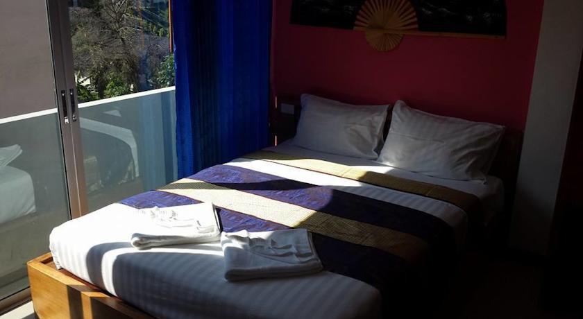 Dreams Guesthouse & Hostel Patong Dış mekan fotoğraf